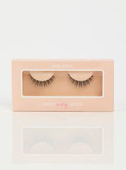 Pretty Airy Strip Lashes