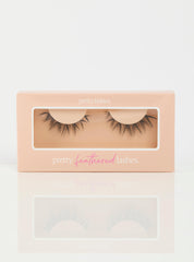 Pretty Feathered Strip Lashes