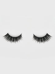 Pretty Blinding Pre-Glued Strip Lashes