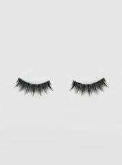 Pretty Moment Strip Lashes